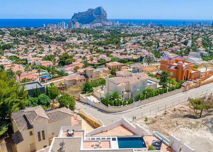 Moderna - Plusholidays