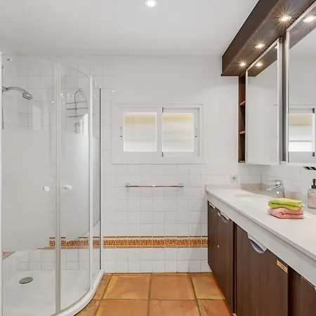 Moderna - Plusholidays Villa Ifach