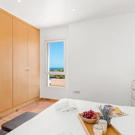 Moderna - Plusholidays Ifach