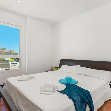 Moderna - Plusholidays Ifach