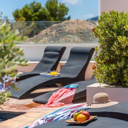 Moderna - Plusholidays Villa *