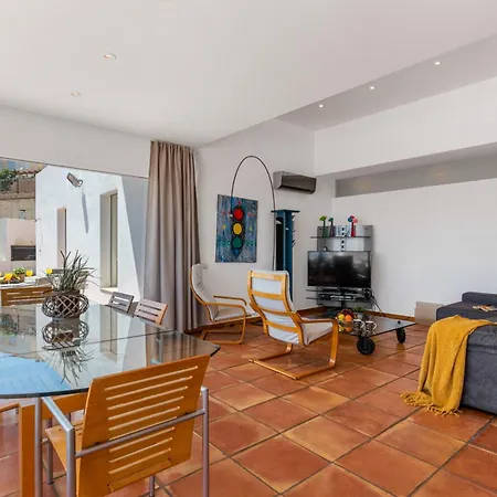 Moderna - Plusholidays Villa *