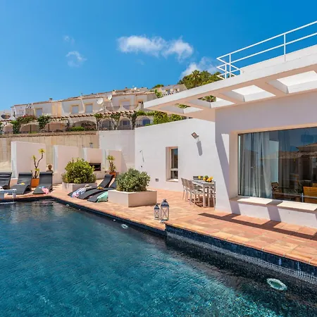 Moderna - Plusholidays Villa