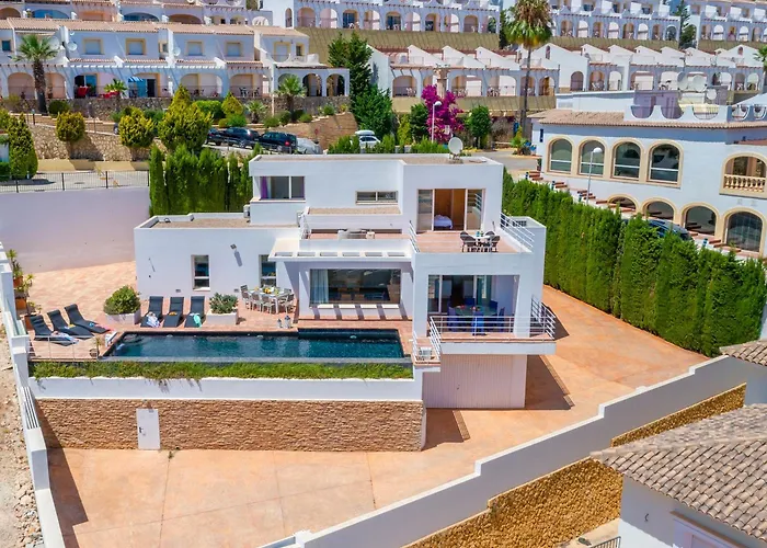 Moderna - Plusholidays Ifach