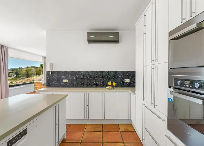 Moderna - Plusholidays Villa