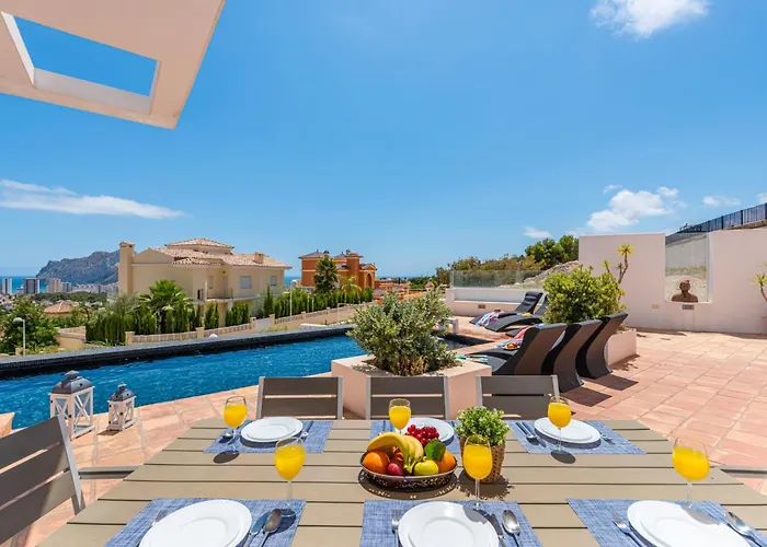 Villa Moderna - Plusholidays *