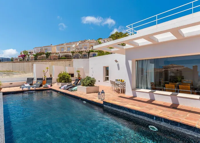 Moderna - Plusholidays Villa